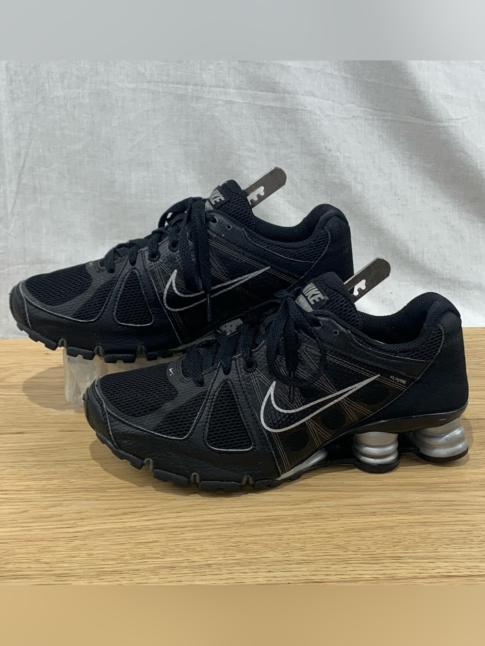 Nike Shox Agent Flywire Women’s Size 7.5 Black Running Athletic Shoes